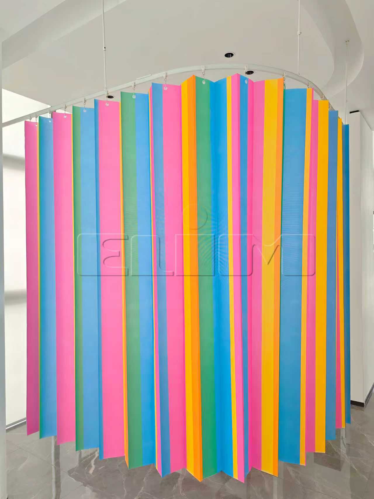 使い捨て小児病棟カーテン