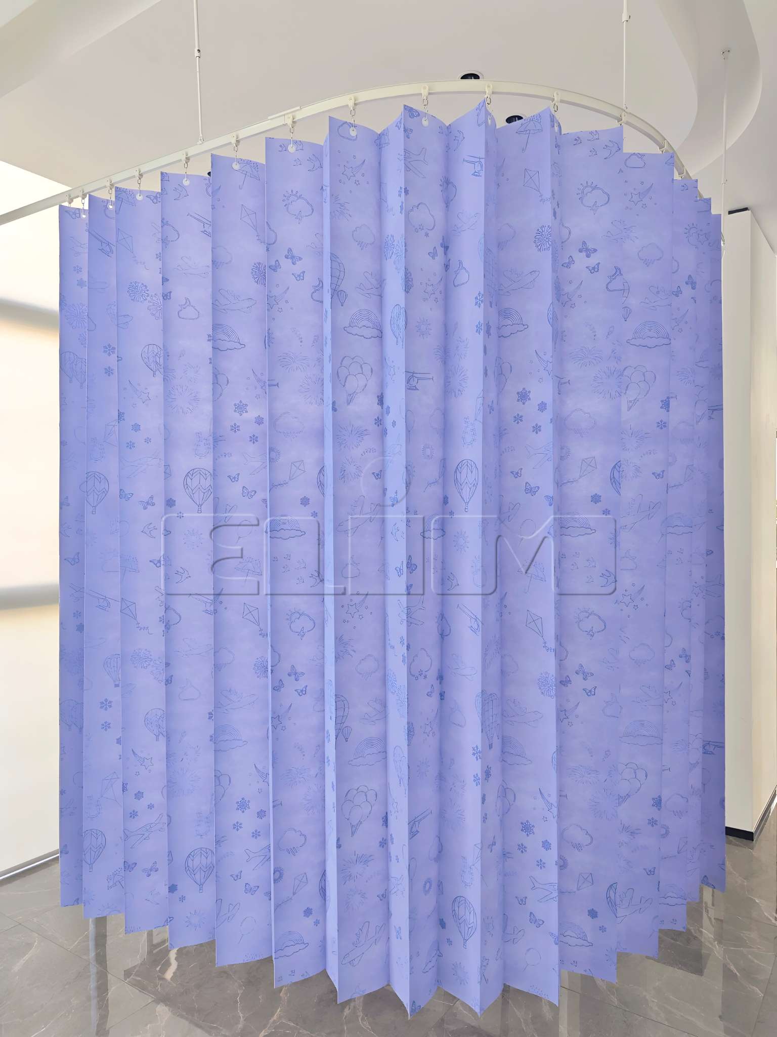 使い捨て、リサイクル可能なキュービクルカーテン